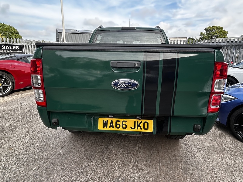 Ford 2.2 TDCi XL Super Pickup Extended Cab 4dr Diesel Manual 4WD Euro 5 (150 ps)
