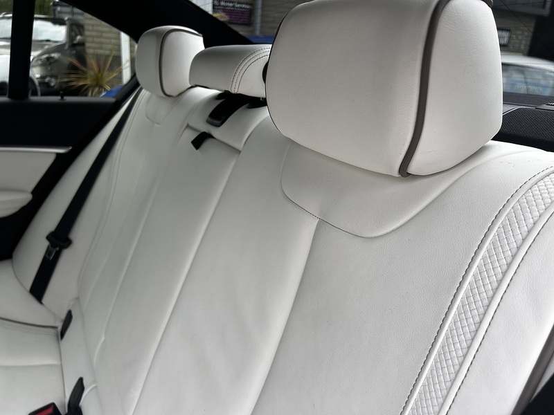 BMW 3.0 330d M Sport Saloon 4dr Diesel Auto (s/s) (258 ps)