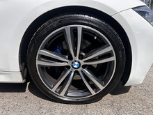 2.0 320d M Sport Touring 5dr Diesel Auto (s/s) (190 ps)