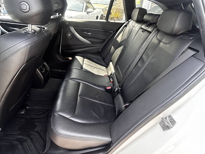 BMW 2.0 320d M Sport Touring 5dr Diesel Auto (s/s) (190 ps)