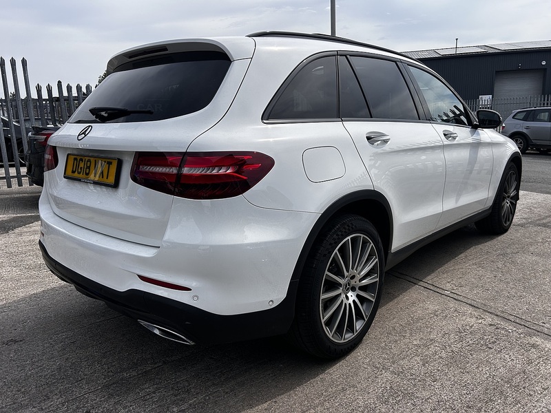 Mercedes-Benz 3.0 GLC350d V6 AMG Line (Premium Plus) SUV 5dr Diesel G-Tronic 4MATIC Euro 6 (s/s) (258 ps)