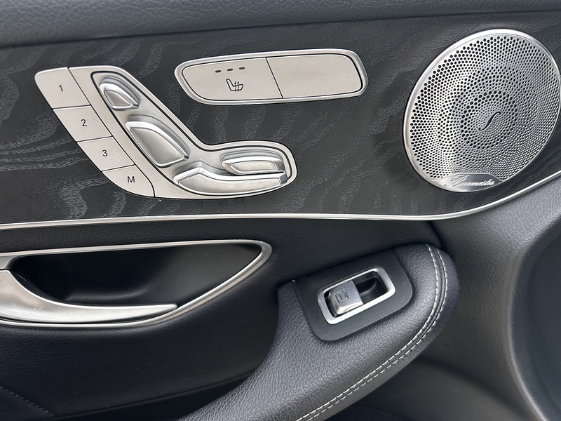 Mercedes-Benz 3.0 GLC350d V6 AMG Line (Premium Plus) SUV 5dr Diesel G-Tronic 4MATIC Euro 6 (s/s) (258 ps)