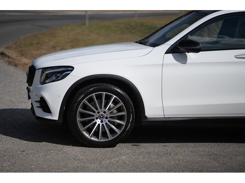 Mercedes-Benz 3.0 GLC350d V6 AMG Line (Premium Plus) SUV 5dr Diesel G-Tronic 4MATIC Euro 6 (s/s) (258 ps)