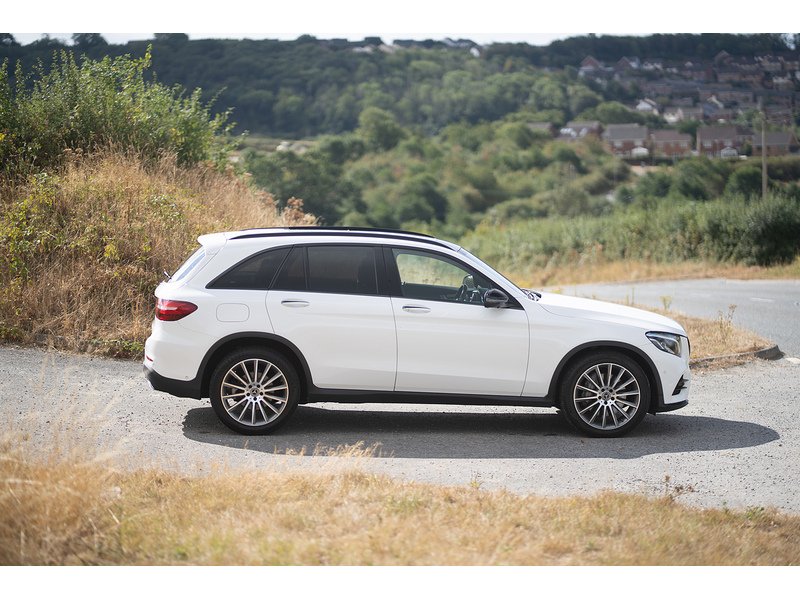 Mercedes-Benz 3.0 GLC350d V6 AMG Line (Premium Plus) SUV 5dr Diesel G-Tronic 4MATIC Euro 6 (s/s) (258 ps)
