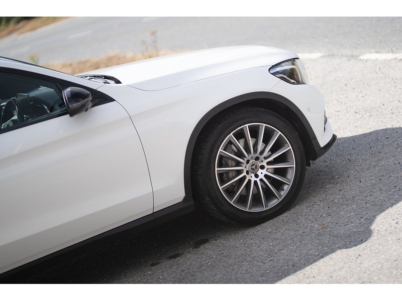 Mercedes-Benz 3.0 GLC350d V6 AMG Line (Premium Plus) SUV 5dr Diesel G-Tronic 4MATIC Euro 6 (s/s) (258 ps)