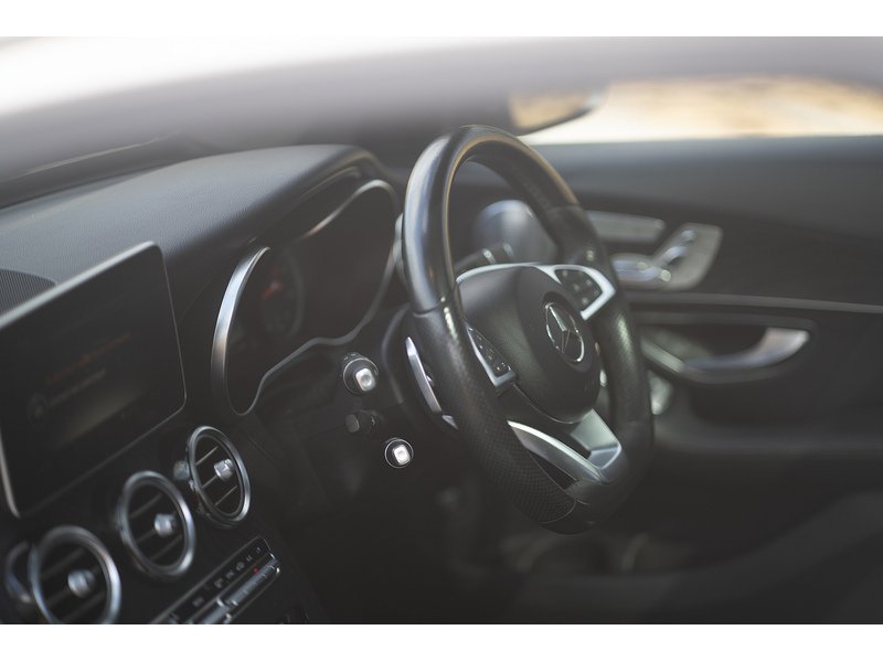 Mercedes-Benz 3.0 GLC350d V6 AMG Line (Premium Plus) SUV 5dr Diesel G-Tronic 4MATIC Euro 6 (s/s) (258 ps)