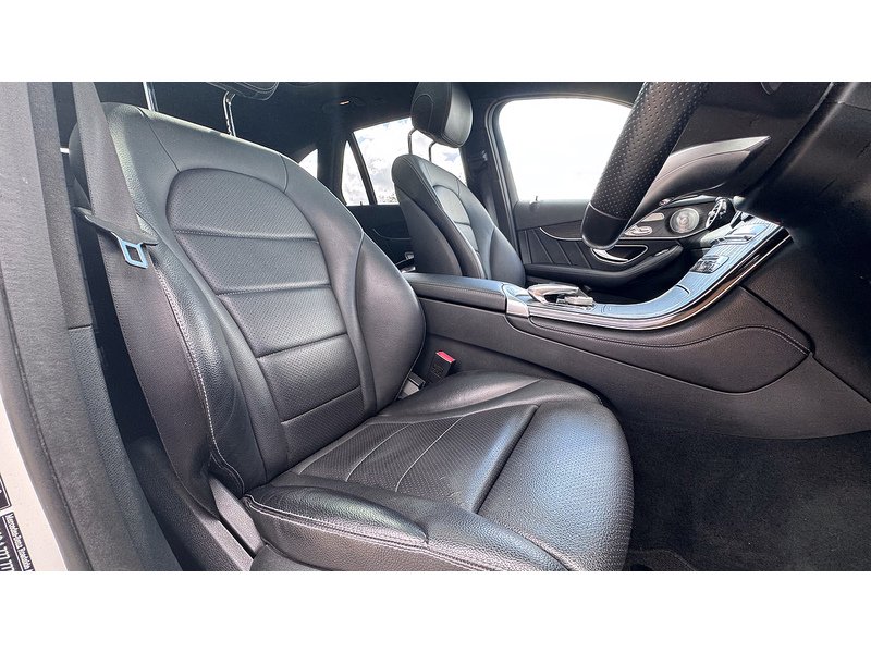 Mercedes-Benz 3.0 GLC350d V6 AMG Line (Premium Plus) SUV 5dr Diesel G-Tronic 4MATIC Euro 6 (s/s) (258 ps)
