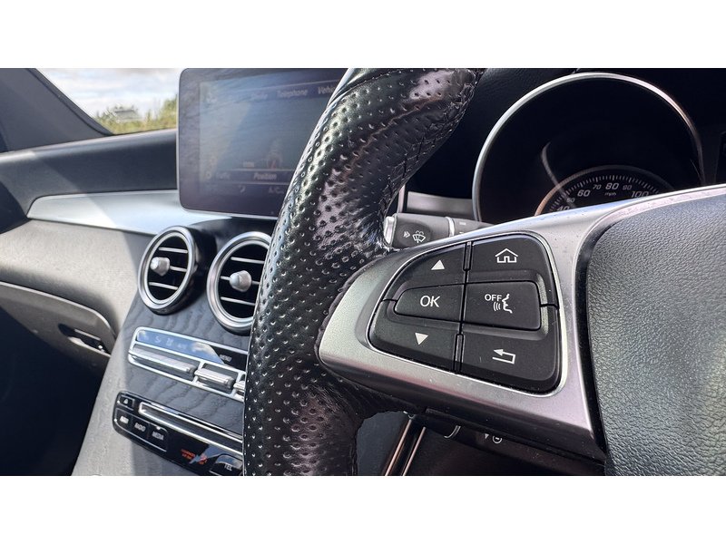 Mercedes-Benz 3.0 GLC350d V6 AMG Line (Premium Plus) SUV 5dr Diesel G-Tronic 4MATIC Euro 6 (s/s) (258 ps)