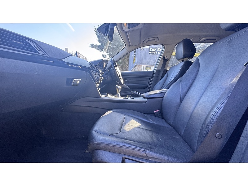BMW 2.0 320d ED EfficientDynamics Business Touring 5dr Diesel Manual Euro 5 (s/s) (163 ps)