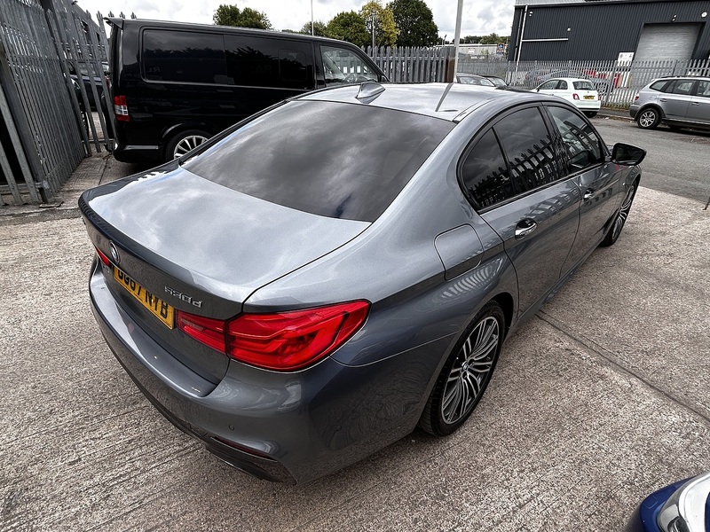 BMW 3.0 530d M Sport Saloon 4dr Diesel Auto xDrive Euro 6 (s/s) (265 ps)