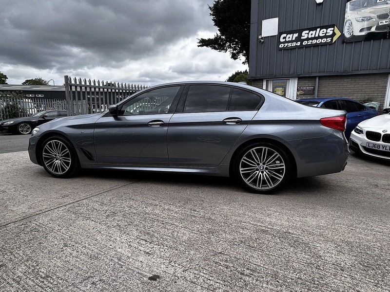 BMW 3.0 530d M Sport Saloon 4dr Diesel Auto xDrive Euro 6 (s/s) (265 ps)