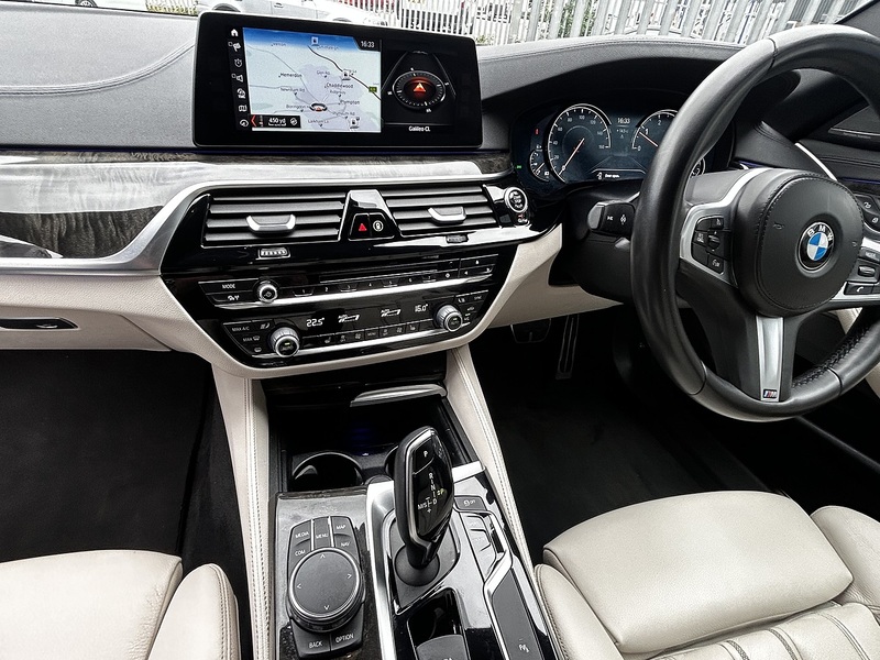 BMW 3.0 530d M Sport Saloon 4dr Diesel Auto xDrive Euro 6 (s/s) (265 ps)