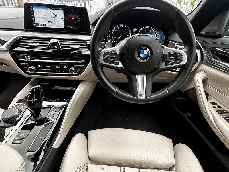 BMW 3.0 530d M Sport Saloon 4dr Diesel Auto xDrive Euro 6 (s/s) (265 ps)