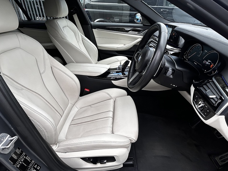 BMW 3.0 530d M Sport Saloon 4dr Diesel Auto xDrive Euro 6 (s/s) (265 ps)