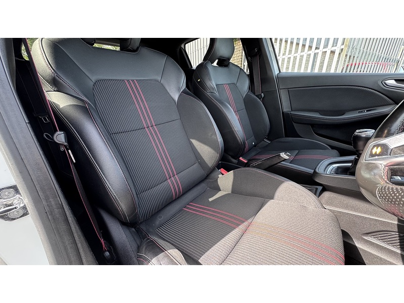 Renault 1.0 TCe RS Line Hatchback 5dr Petrol Manual Euro 6 (s/s) (100 ps)