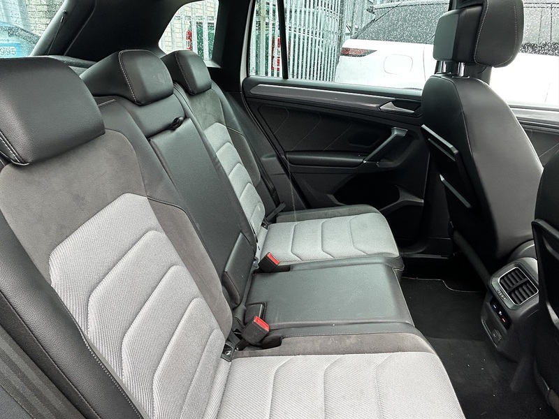 Volkswagen 2.0 TDI BlueMotion Tech R-Line SUV 5dr Diesel DSG 4Motion Euro 6 (s/s) (150 ps)