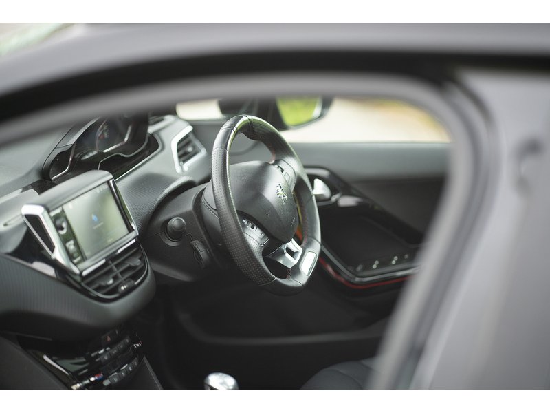 Peugeot 1.2 PureTech GPF GT Line SUV 5dr Petrol Manual Euro 6 (s/s) (130 ps)