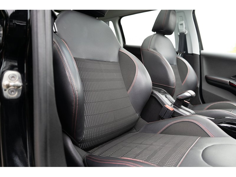 Peugeot 1.2 PureTech GPF GT Line SUV 5dr Petrol Manual Euro 6 (s/s) (130 ps)