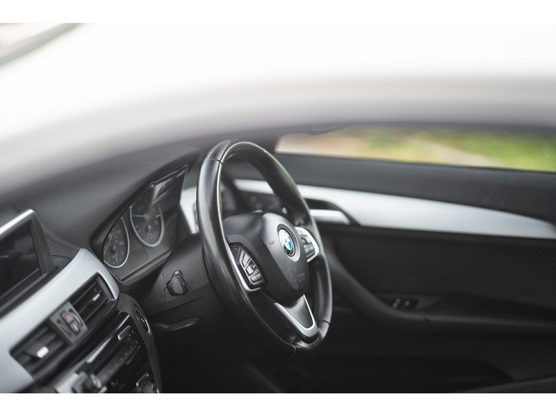 BMW 18d SE SUV 2.0 Manual Diesel