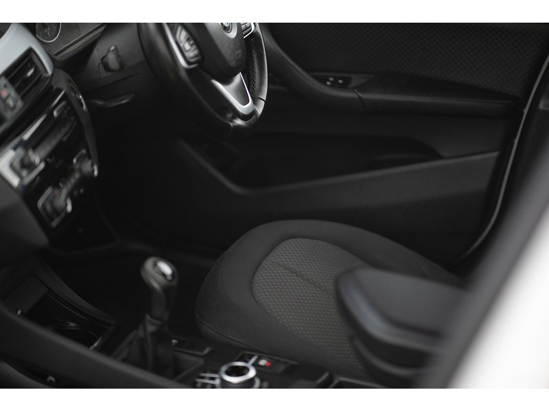 BMW 18d SE SUV 2.0 Manual Diesel