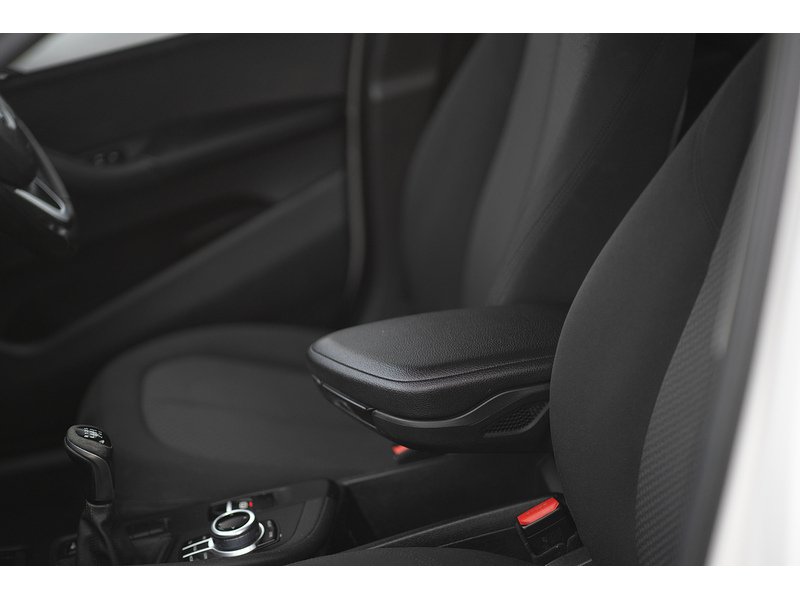 BMW 18d SE SUV 2.0 Manual Diesel