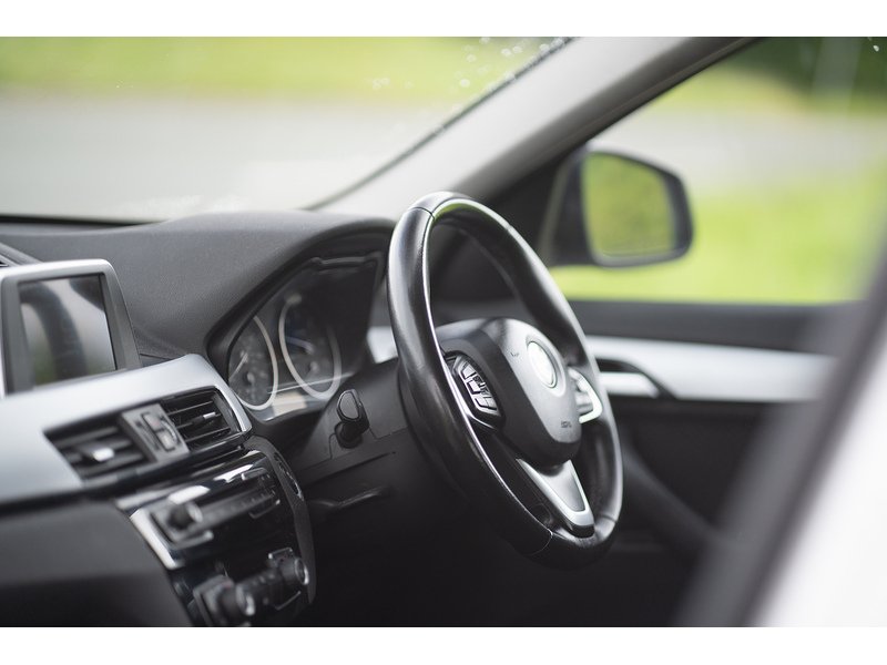 BMW 18d SE SUV 2.0 Manual Diesel