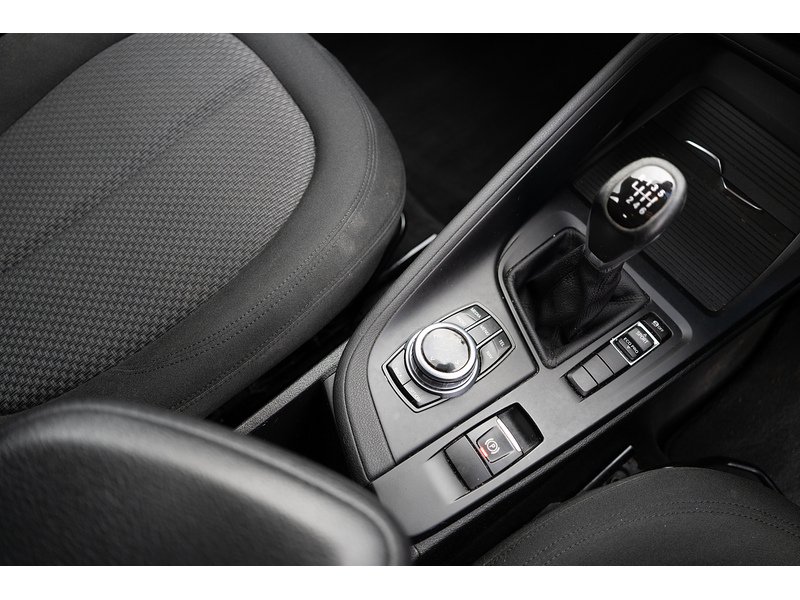 BMW 18d SE SUV 2.0 Manual Diesel