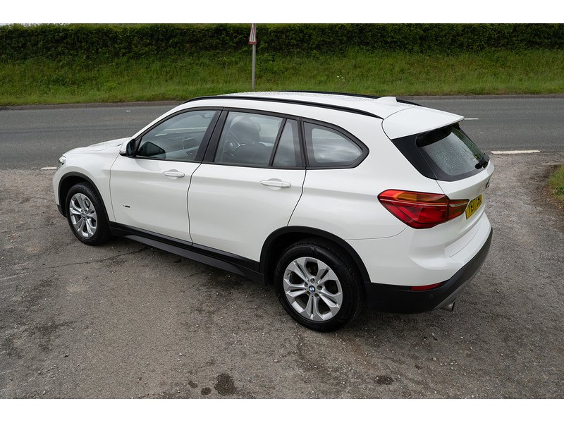 BMW 18d SE SUV 2.0 Manual Diesel