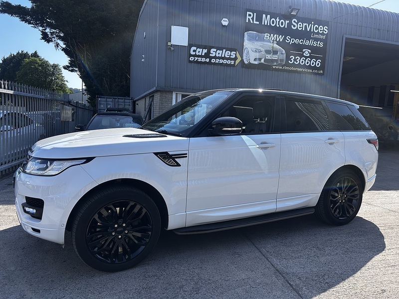 Land Rover 3.0 SD V6 HSE Dynamic SUV 5dr Diesel Auto 4WD Euro 5 (s/s) (292 ps)