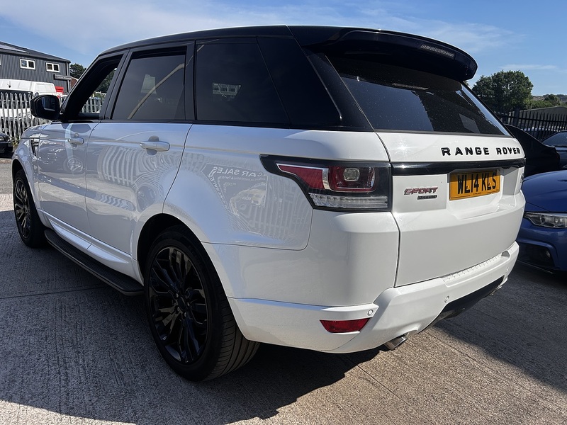 Land Rover 3.0 SD V6 HSE Dynamic SUV 5dr Diesel Auto 4WD Euro 5 (s/s) (292 ps)