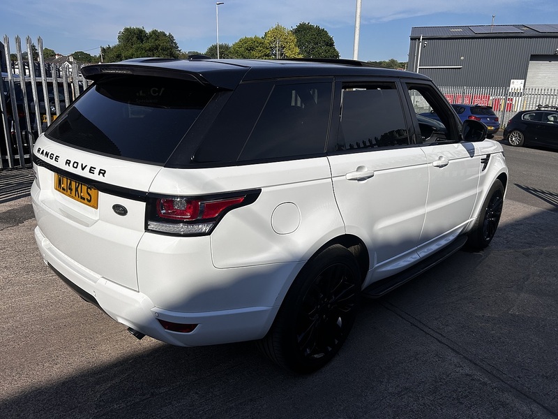 Land Rover 3.0 SD V6 HSE Dynamic SUV 5dr Diesel Auto 4WD Euro 5 (s/s) (292 ps)