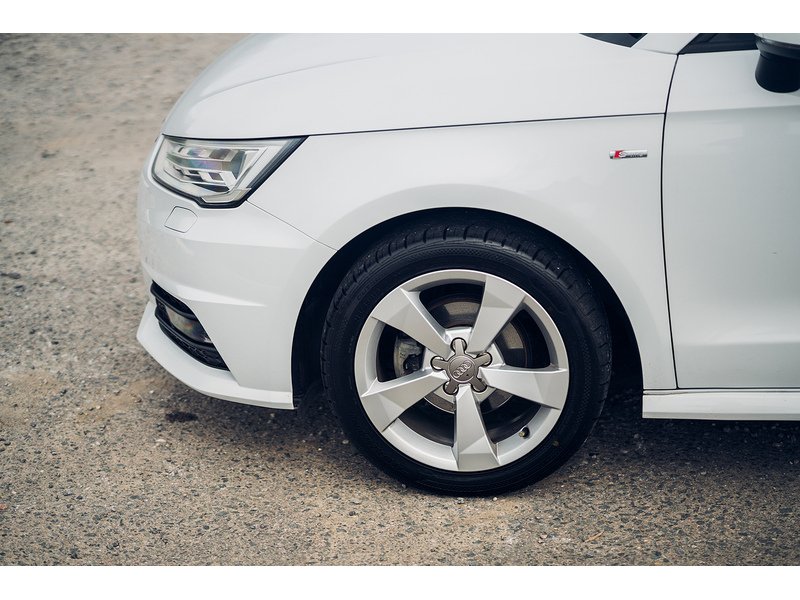 Audi Sportback Tfsi S Line 1.0 2dr Hatchback Petrol