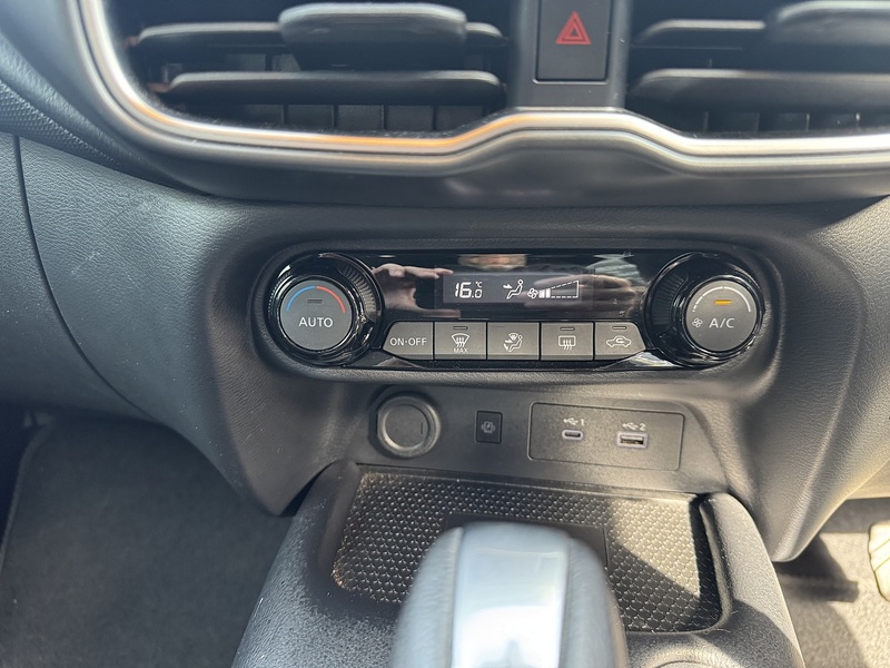 Nissan 1.0 DIG-T N-Connecta SUV 5dr Petrol DCT Auto Euro 6 (s/s) (114 ps)