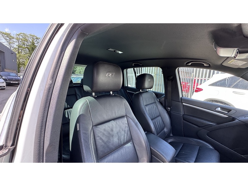 Volkswagen 2.0 TDI BlueMotion Tech R-Line Edition SUV 5dr Diesel DSG 4WD Euro 6 (s/s) (150 ps)