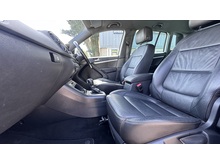 2.0 TDI BlueMotion Tech R-Line Edition SUV 5dr Diesel DSG 4WD Euro 6 (s/s) (150 ps)
