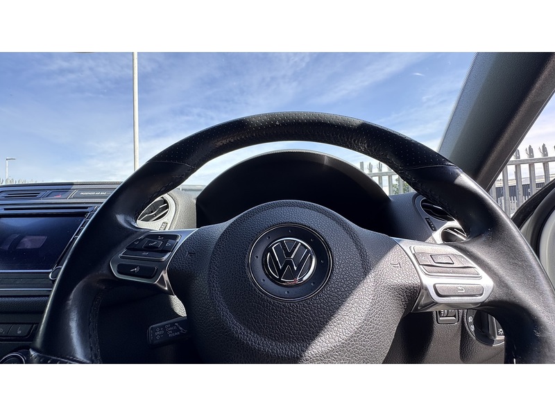 Volkswagen 2.0 TDI BlueMotion Tech R-Line Edition SUV 5dr Diesel DSG 4WD Euro 6 (s/s) (150 ps)