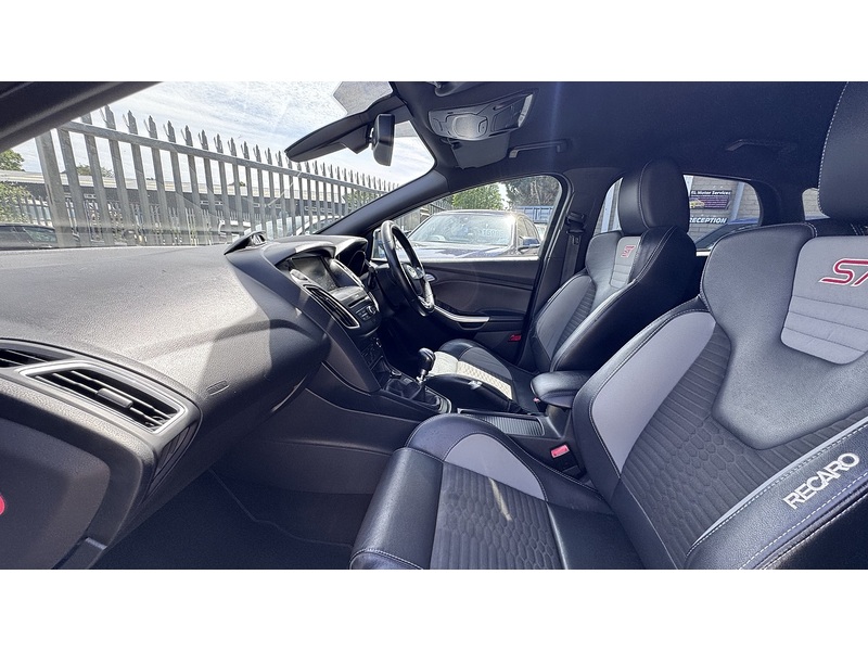 Ford 2.0 TDCi ST-2 Hatchback 5dr Diesel Manual Euro 6 (s/s) (185 ps)
