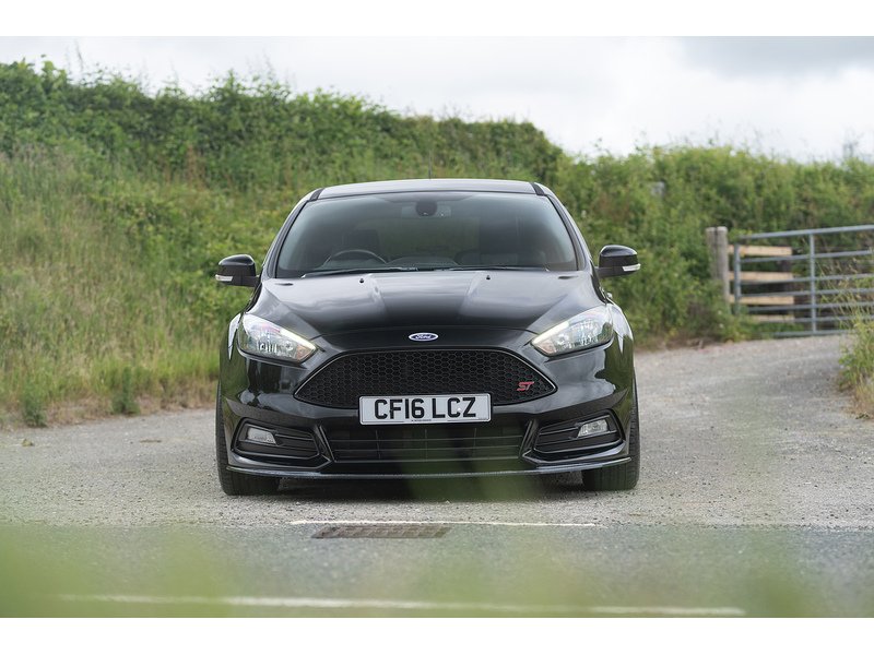 Ford 2.0 TDCi ST-2 Hatchback 5dr Diesel Manual Euro 6 (s/s) (185 ps)