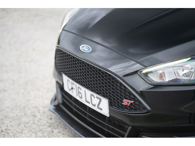 Ford 2.0 TDCi ST-2 Hatchback 5dr Diesel Manual Euro 6 (s/s) (185 ps)