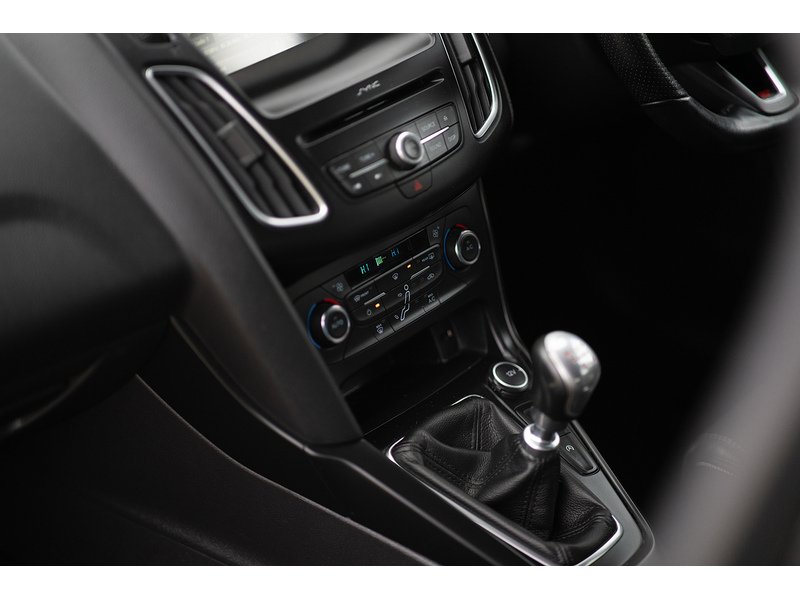 Ford 2.0 TDCi ST-2 Hatchback 5dr Diesel Manual Euro 6 (s/s) (185 ps)