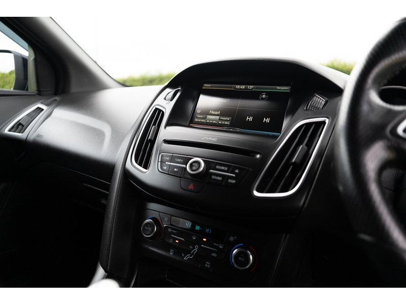 Ford 2.0 TDCi ST-2 Hatchback 5dr Diesel Manual Euro 6 (s/s) (185 ps)