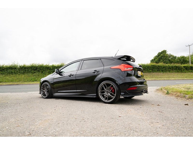 Ford 2.0 TDCi ST-2 Hatchback 5dr Diesel Manual Euro 6 (s/s) (185 ps)
