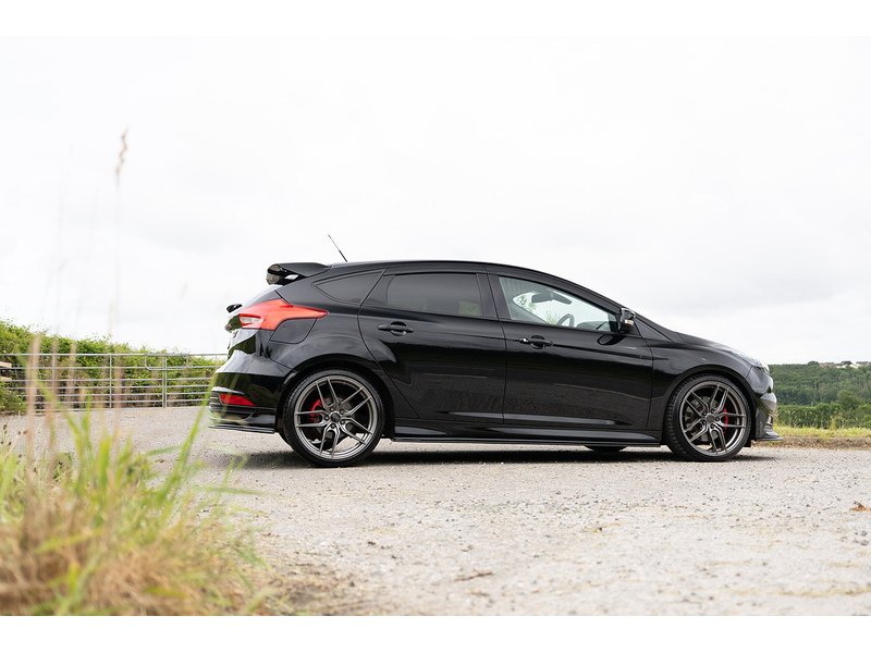 Ford 2.0 TDCi ST-2 Hatchback 5dr Diesel Manual Euro 6 (s/s) (185 ps)