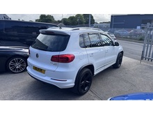 2.0 TDI BlueMotion Tech R-Line SUV 5dr Diesel DSG 4WD Euro 5 (s/s) (Nav) (140 ps)