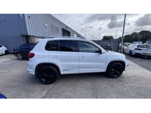 2.0 TDI BlueMotion Tech R-Line SUV 5dr Diesel DSG 4WD Euro 5 (s/s) (Nav) (140 ps)