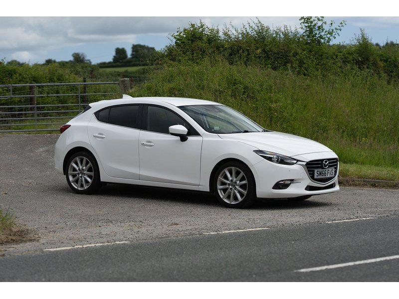 Mazda 2.0 SKYACTIV-G Sport Nav Hatchback 5dr Petrol Manual Euro 6 (s/s) (121 ps)