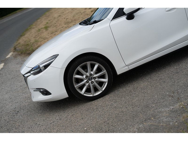 Mazda 2.0 SKYACTIV-G Sport Nav Hatchback 5dr Petrol Manual Euro 6 (s/s) (121 ps)