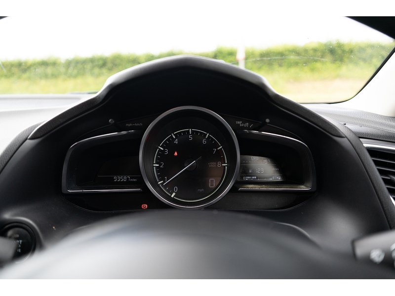 Mazda 2.0 SKYACTIV-G Sport Nav Hatchback 5dr Petrol Manual Euro 6 (s/s) (121 ps)