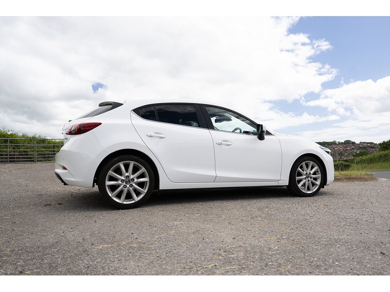 Mazda 2.0 SKYACTIV-G Sport Nav Hatchback 5dr Petrol Manual Euro 6 (s/s) (121 ps)