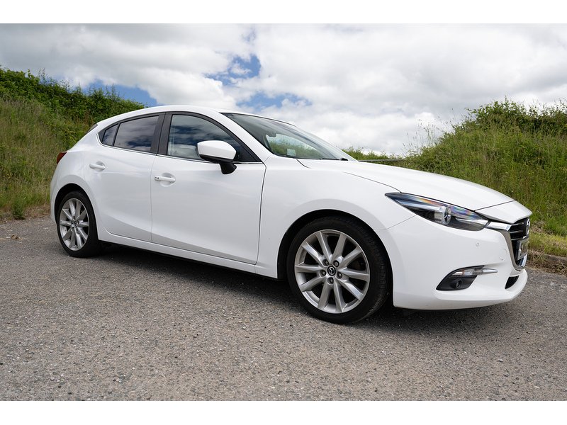 Mazda 2.0 SKYACTIV-G Sport Nav Hatchback 5dr Petrol Manual Euro 6 (s/s) (121 ps)